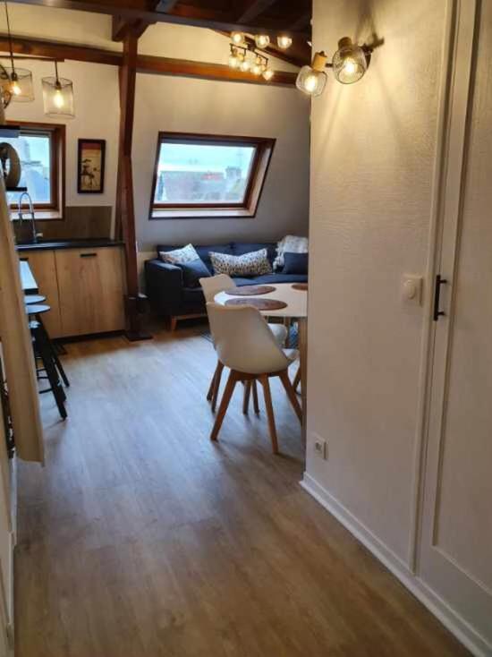 Bel Appartement Ensoleille En Ville Pont-Évêque Zewnętrze zdjęcie
